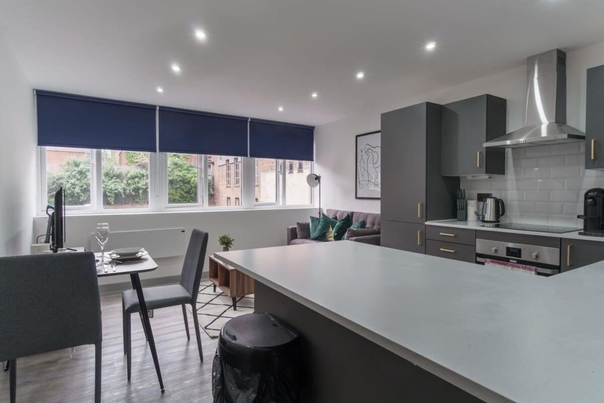 Contemporary 1 Bedroom Preston Apartment Exterior foto