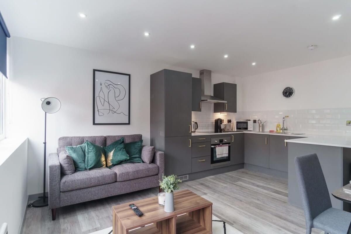 Contemporary 1 Bedroom Preston Apartment Exterior foto