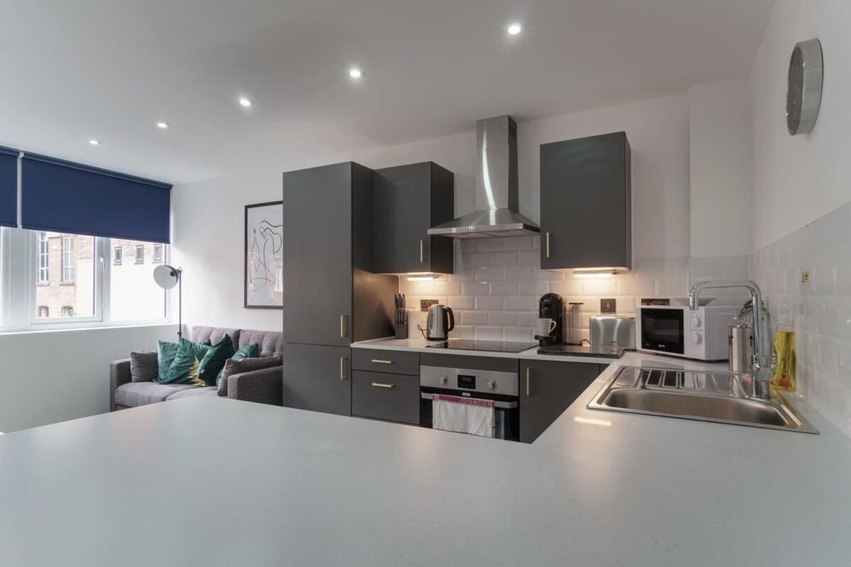 Contemporary 1 Bedroom Preston Apartment Exterior foto